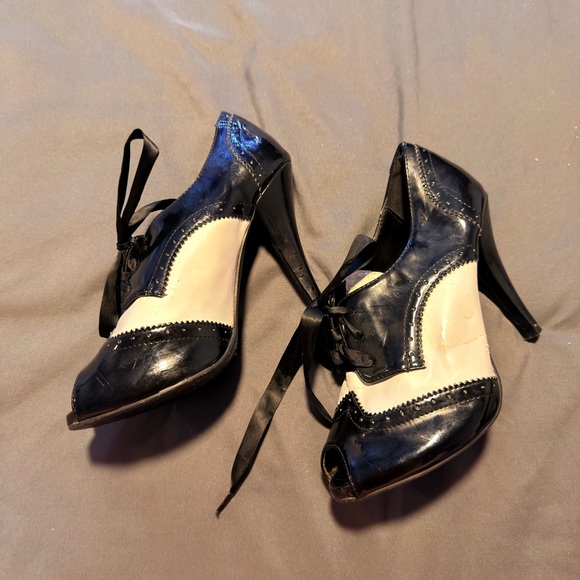 Delicious Black and Pink Lace-Up Peep-Toe Heels - Picture 2 of 5